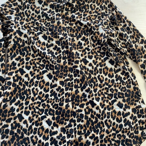 Times Two Maternity Blouse size XL (H) - Picture 9 of 9